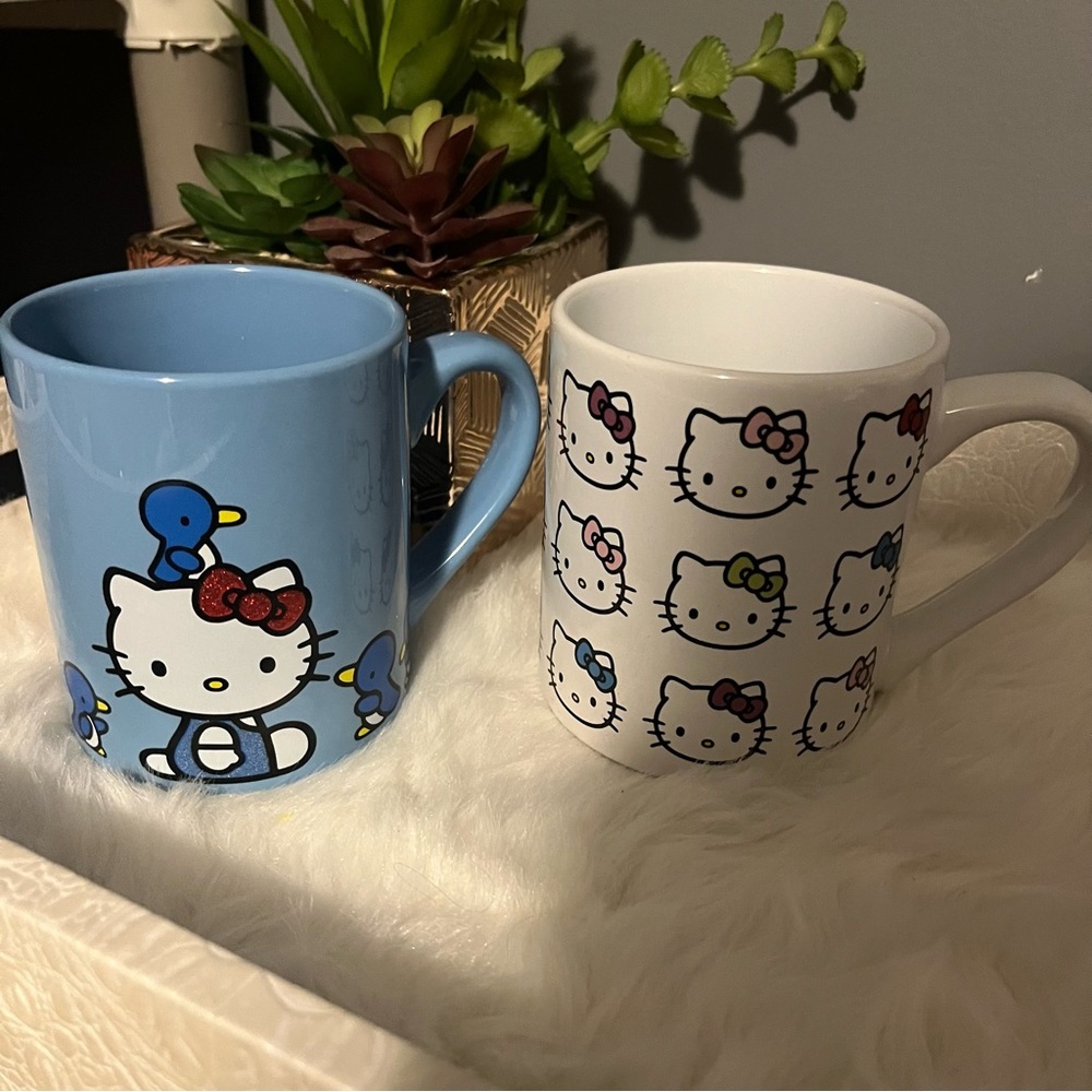 Hello Kitty Mugs